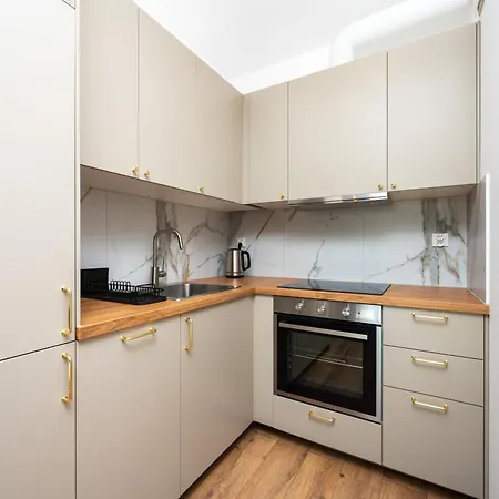 Filarskiego 7 By Homeprime Apartament